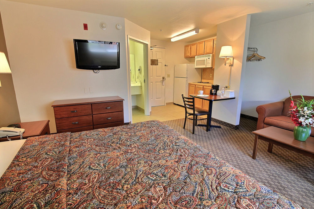 Crestwood Suites Of Newport News Ngoại thất bức ảnh