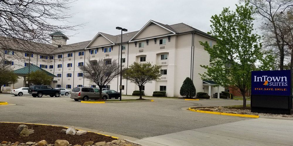 Crestwood Suites Of Newport News Ngoại thất bức ảnh